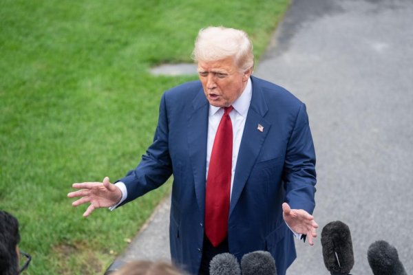 股票配资理财 特朗普放话部署核潜艇 俄方：美军部署早已被监控